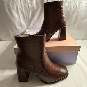 Lisa Vicky Nordstrom Boots Women Size 7.5M Craze -V Platform